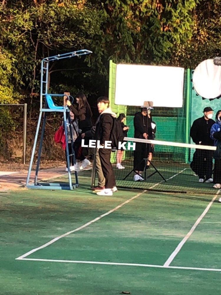LELE__KH's tweet photo. #도영 #DOYOUNG #NCT127

오늘 아는 지인 학교에 도영이 웹드 촬영하러 왔는데 내가 팬인 거 알고 사진 풀어줌 김도영 비율 개좋고 귀여웠다고 함 ㅠㅜㅜ https://t.co/ElhARQJzu1