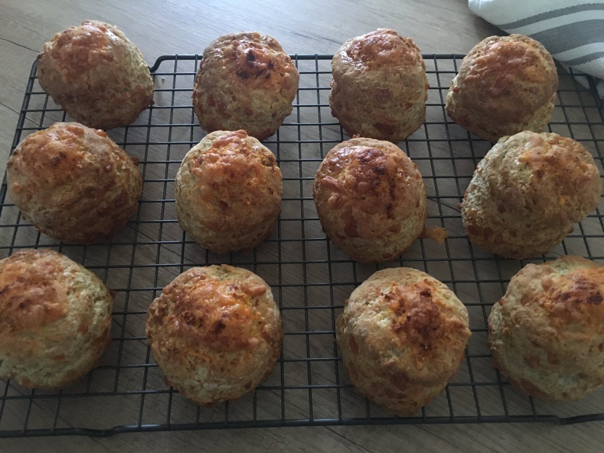 Precision, precision, precision! Cheese scones freshly baked this morning that remind me of soldiers stood to attention! #homebaker #scones #freshisbest #cheesescones #handdelivery #Warwick #leamingtonspa #coventry #solihull #kenilworth #knowle ajclassiccakes.com