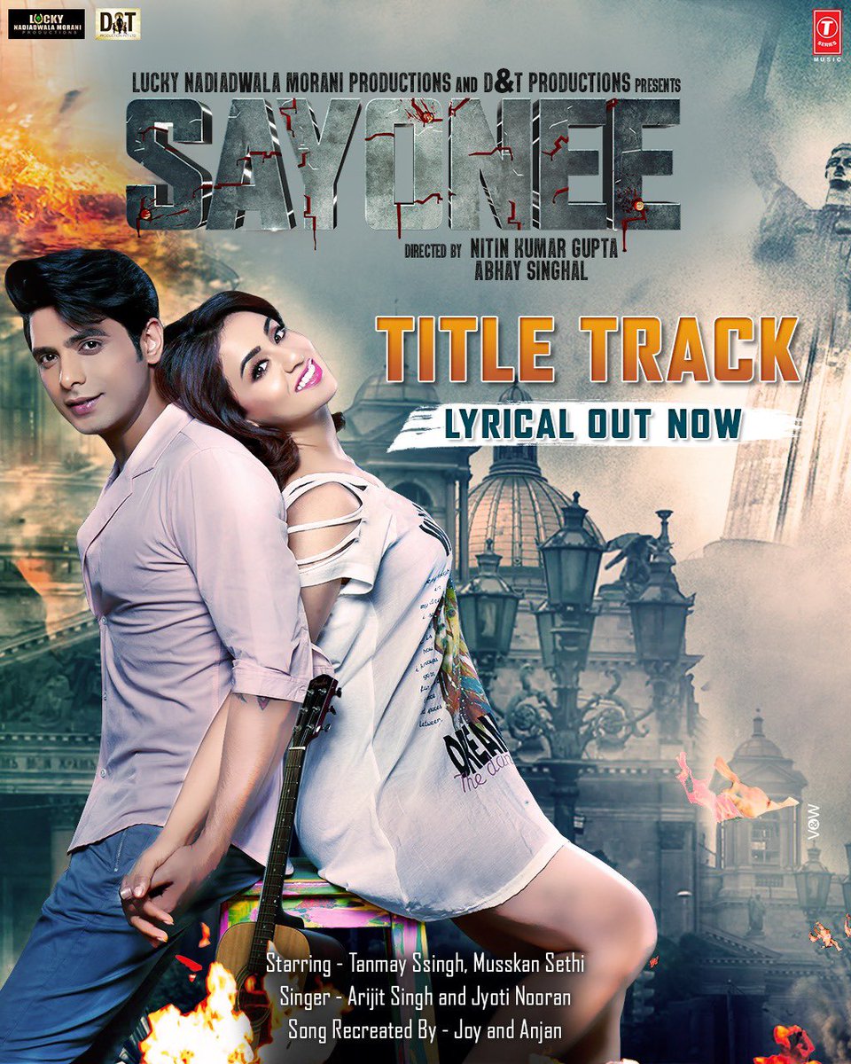 MoraniLucky's tweet photo. Season's love song is out now in the lyrical form. #SayoneeSong

*Song Link in Bio*

@sayoneethemovie @officialrahulroy @tanmayssingh9 @musskansethi9 @mohomedgmorani #BhushanKumar @luckymoraniprod @tseries.official @arijitsingh #JyotiNooran https://t.co/Xe68rqV73z
