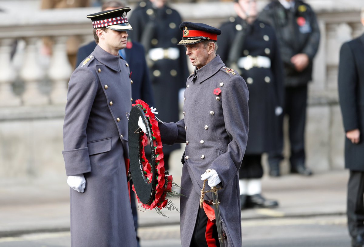 RoyalFamily's tweet photo. The Prince of Wales, The Duke of Cambridge, The Earl of Wessex, The Princess Royal and The Duke of Kent all laid wreaths at the Cenotaph at the #RemembranceDay service.

The Cenotaph serves as a national shrine to the memory of all lives lost in war. https://t.co/aP0PbzuOZr