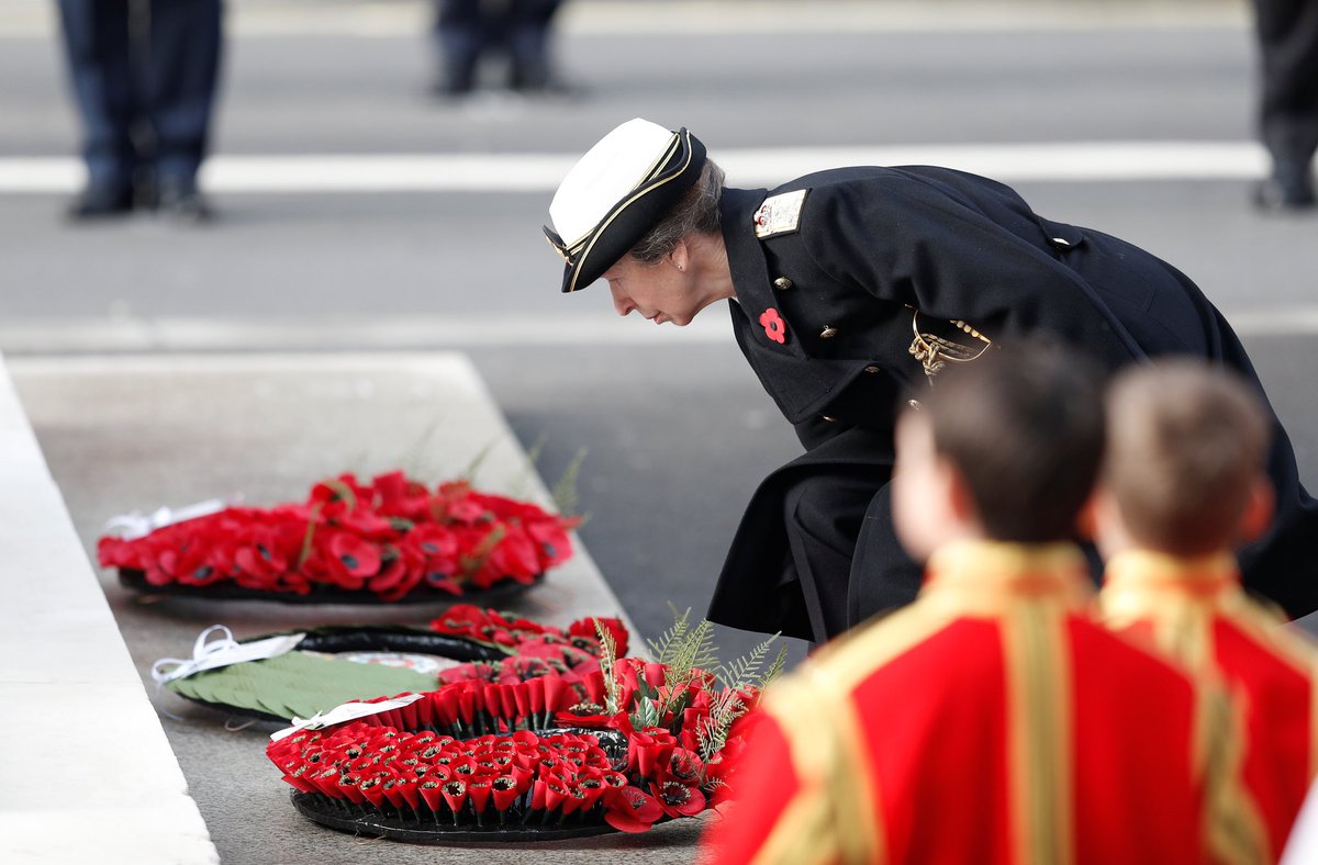 RoyalFamily's tweet photo. The Prince of Wales, The Duke of Cambridge, The Earl of Wessex, The Princess Royal and The Duke of Kent all laid wreaths at the Cenotaph at the #RemembranceDay service.

The Cenotaph serves as a national shrine to the memory of all lives lost in war. https://t.co/aP0PbzuOZr
