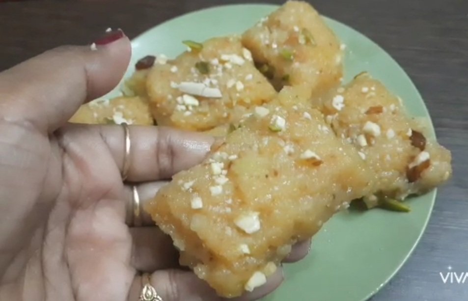 youtu.be/zHjL5gnkZds
Make a sweet with ingredients which are easily available at your home..
#Aloohalwa #homemadesweet