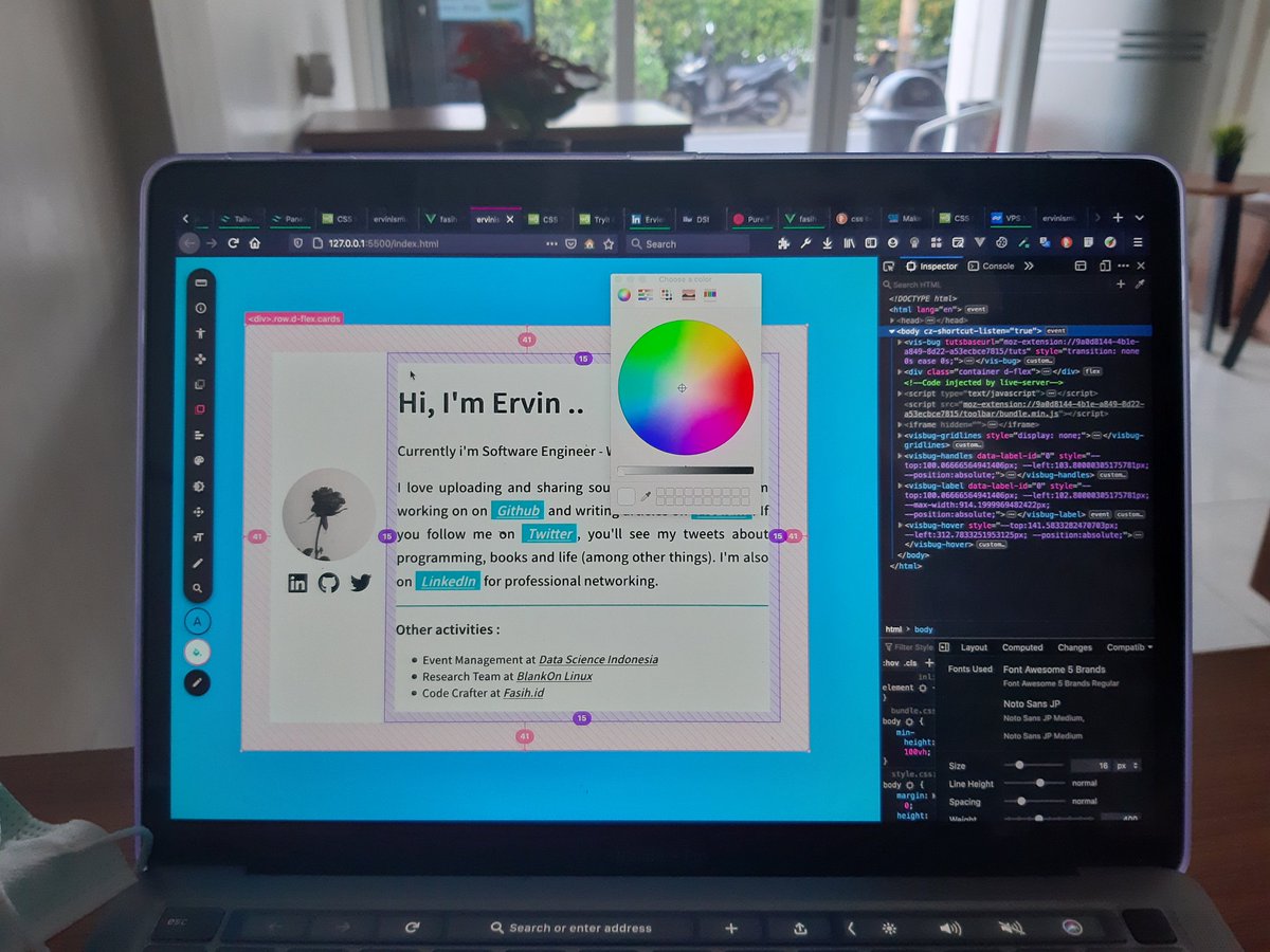 ErvinIsmu's tweet photo. Nice firefox extension.. #visbug https://t.co/GEG0CDUyvg