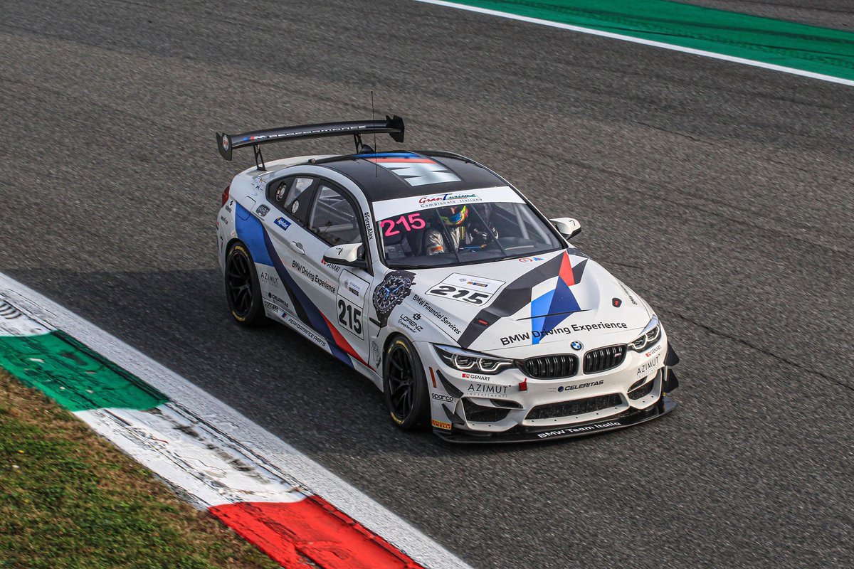 Stint 1 ✅
Francesco Guerra porta la BMW M4 GT4 al comando della categoria. Ora il volante a Nicola Neri.

#bmwteamitalia #bmwmotorsport #bmwjuniors #bmwdrivingexperience