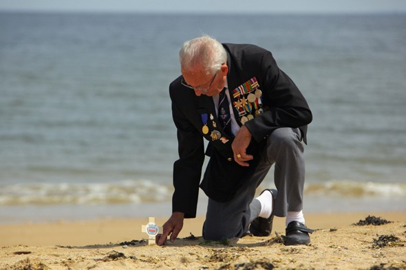 - Rememberest thou any that have died on't? 
- Very many.    
Antony and Cleopatra
#ShakespeareSunday    #DDay75thAnniversary
