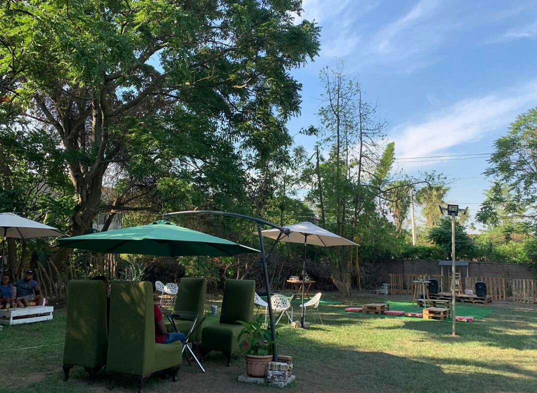 MarsMaybe's tweet photo. Sunday Serenades. All set and ready for you.

@Nandi_Ann265 will start perfoming soon https://t.co/c3uLk9og0f