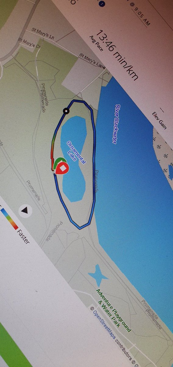 O is for ornamental lake. The start of the <a href="/Maldonparkrun/">Maldon Prom parkrun</a> course and the 2nd letter of the nOvember challenge with <a href="/brooksrunning/">Brooks Running 💙</a> and <a href="/parkrunUK/">parkrun UK</a> #neat #parkrunhappy #RunHappy #loveparkrun #LoveWhereYouLive #SundayMorning