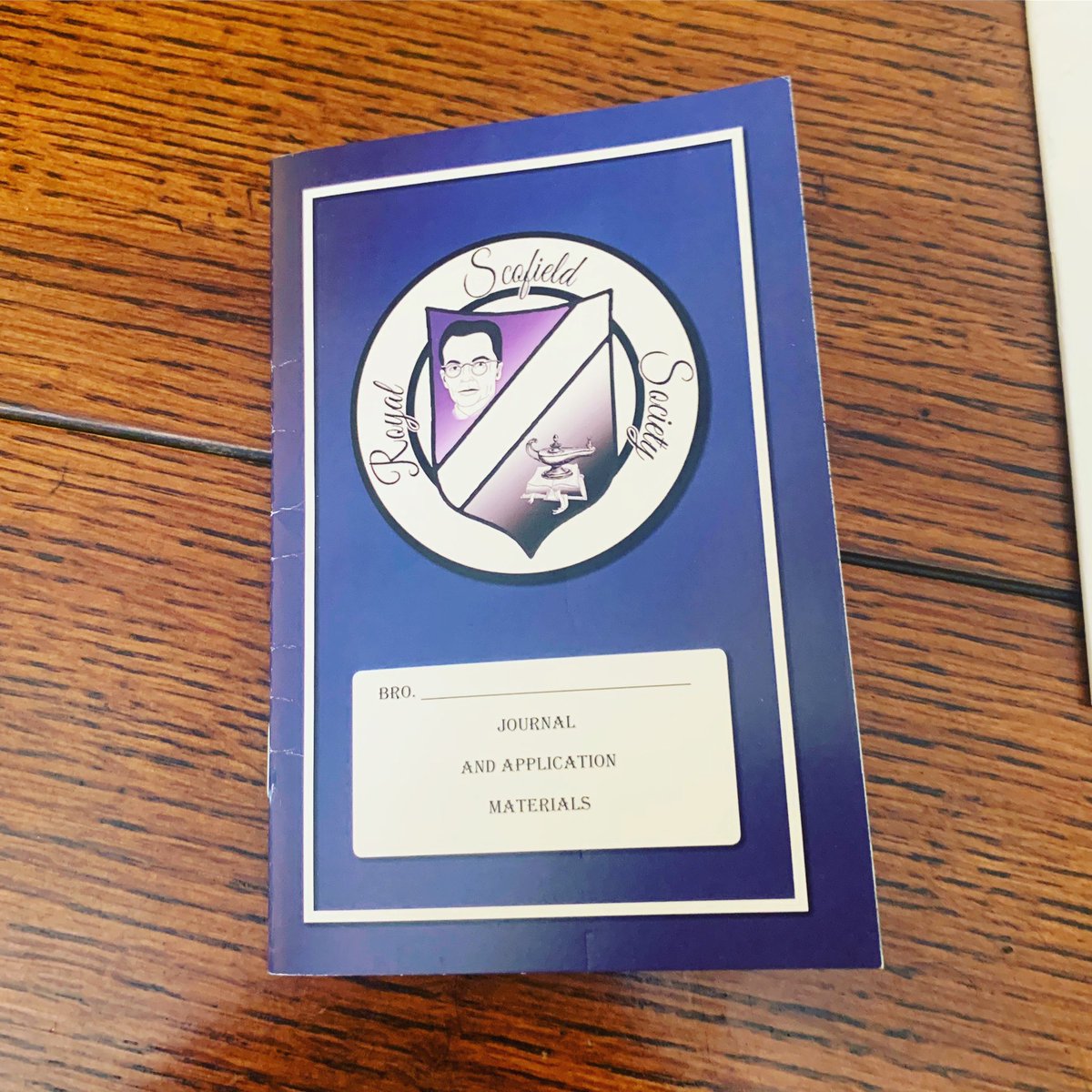 royalscofields1's tweet photo. Bro. Ben Barnes received his Royal Scofield requirement booklet yesterday!! How many of you will be starting your journey to the Master of the Craft designation this year???
#freemason #brother #masterofthecraft #rss https://t.co/rb3r37ZKVW