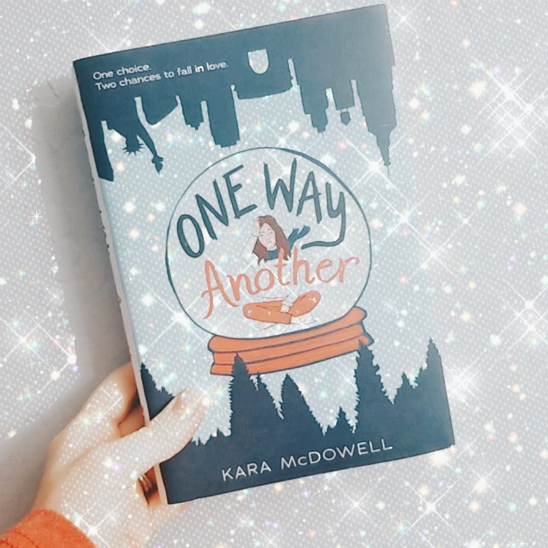 ❄GIVEAWAY!❄I woke up grinning and in the mood to spread some Holiday joy! I'll be giving away 3 signed copies of ONE WAY OR ANOTHER! To enter:
❄ Retweet
❄ Comment on this thread w/ your favorite Christmas song
❄ Giveaway ends 11/12 @ Noon Eastern, US Only, must be following