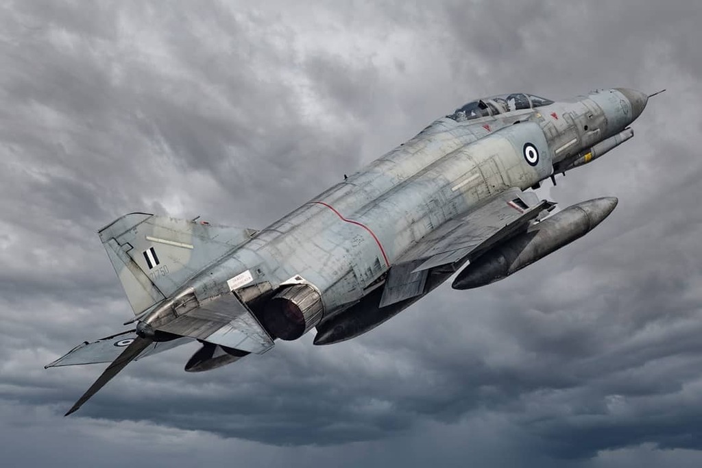 padouche's tweet photo. McDonnell Douglas F-4E Phantom II
Hellenic Air Force
Reg. 71750
#mcdonnelldouglas #f4 #phantom #hellenic #greece🇬🇷 #greek #airforce #coldwar #fighterjet #jetfighter #display #displaypilot #afterburner #instaplane #instagramaviation #avporn #avgeek #avi… https://t.co/m3lMyNSSg7 https://t.co/gfCDlvhhRE
