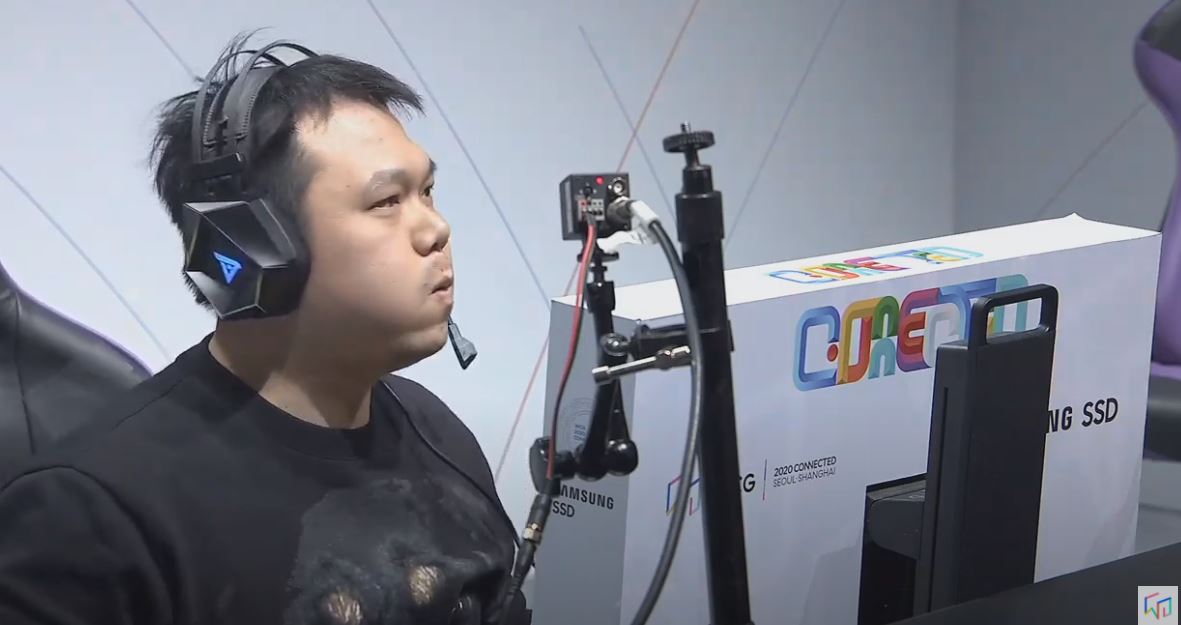 WCG_Contents's tweet photo. [WCG 2020 GRAND FINAL, W3 Solo Final]

FLY200%!!🔥🔥🔥

After securing his very first gold in WCG by winning the @Warcraft3 TEAM event, Lu "#Fly100%" Weiliang defeats #Moon and secures his second medal in the WCG 2020! 

#WCG #WCGCONNECTED https://t.co/AHS2xmmZP7