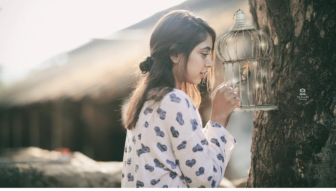 So from this sea of celebrities I have known it is my favorite person& #39;s birthday. Here is why I find her so precious and look upto her!   #HappyBirthdayNitiTaylor   #NitiTaylor