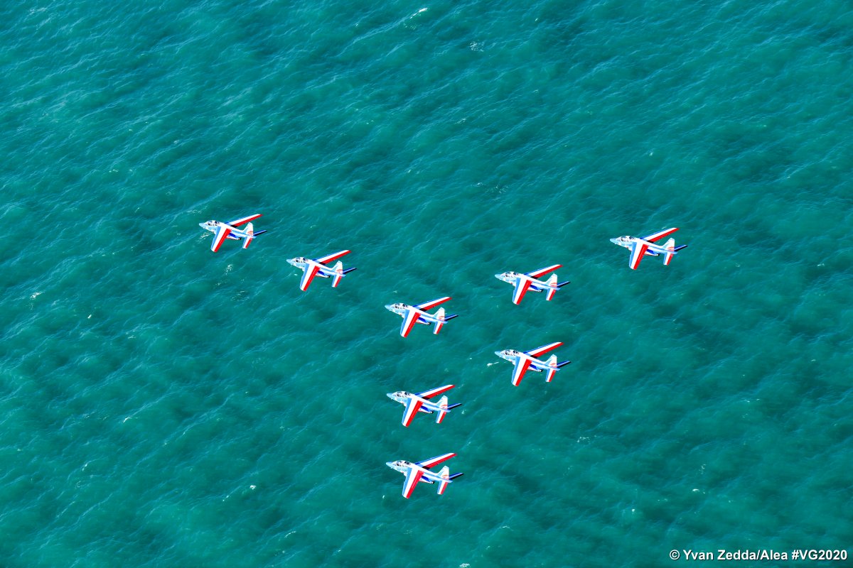 volodia's tweet photo. Bon et beau départ !
#VG2020 
© Jean-Louis Carli/Alea
© Yvan Zedda/Alea https://t.co/JRStKlggiI