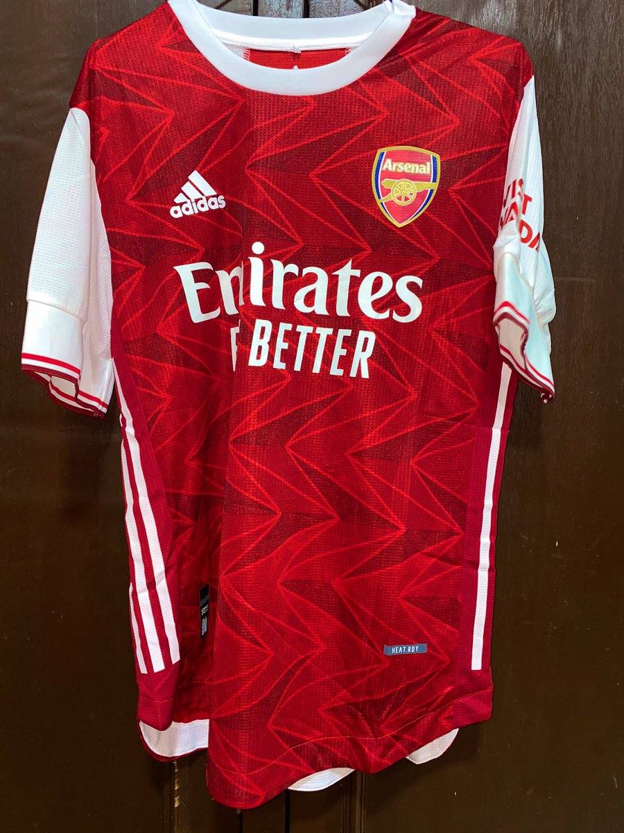 JerseyTrend's tweet photo. Player version Arsenal Kit available 
Dm to place orders https://t.co/Ja274lnAn1