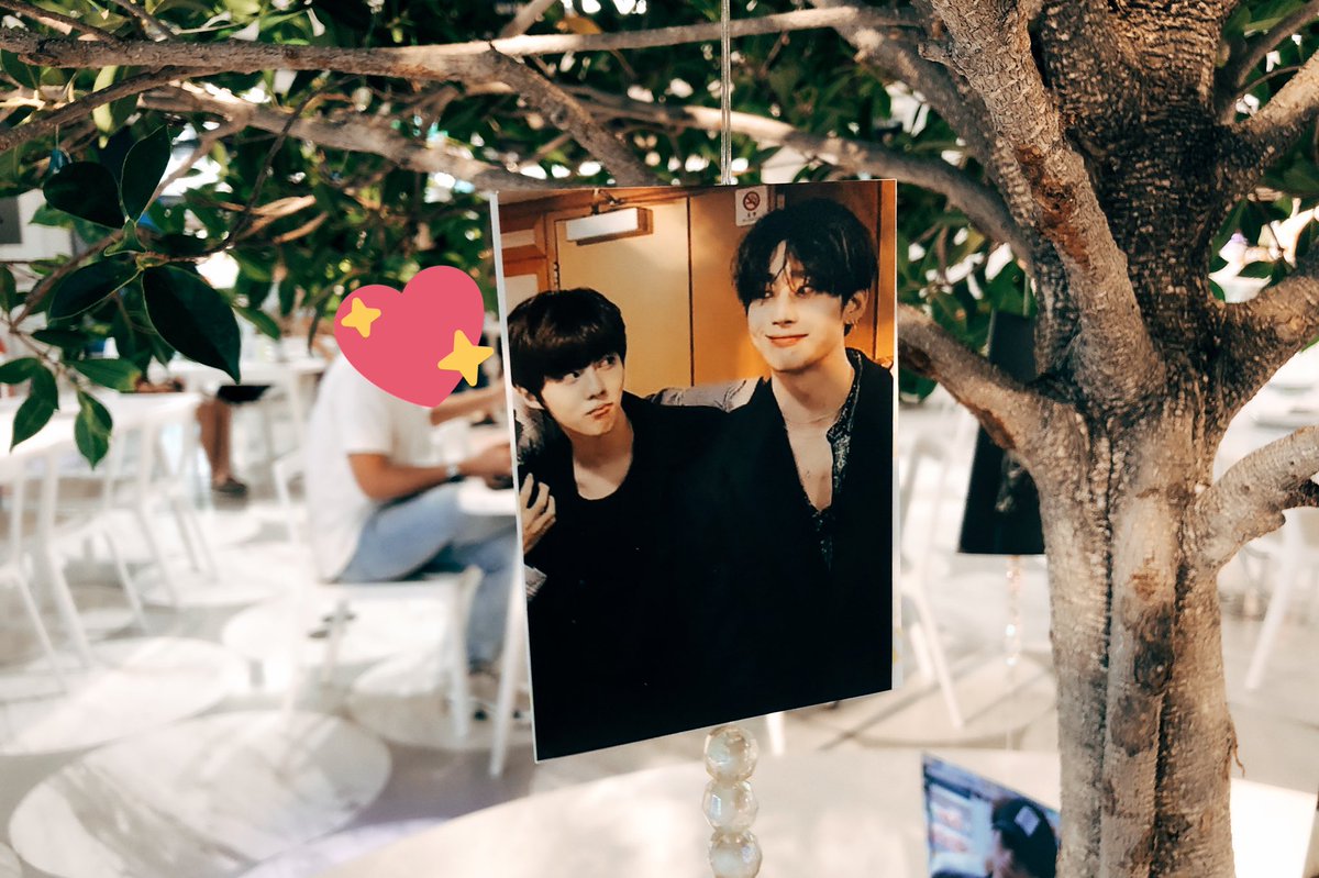 snoooppysw's tweet photo. 🤲🏻🤍 #ToTheMoonAndBackSWS https://t.co/RLrGp8lVDi