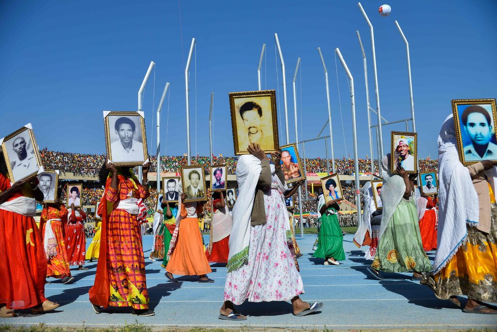 Gadaa's tweet photo. The New York Times: Why Did Ethiopia’s Leader Just Launch Airstrikes on the #Tigray Region? - https://t.co/sbbzI87S2A https://t.co/62TKlU8wmV