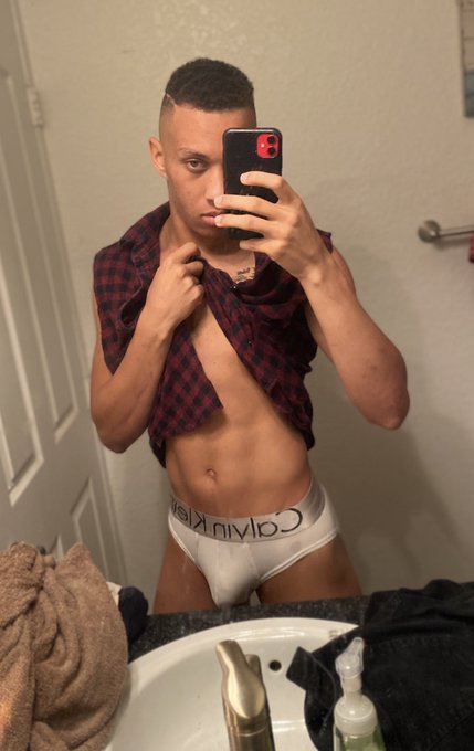 I wanna be a cowboy babieee ?? 

https://t.co/dumFLIYeND 

#gaycountry #countygay #lgbt #gay https://t