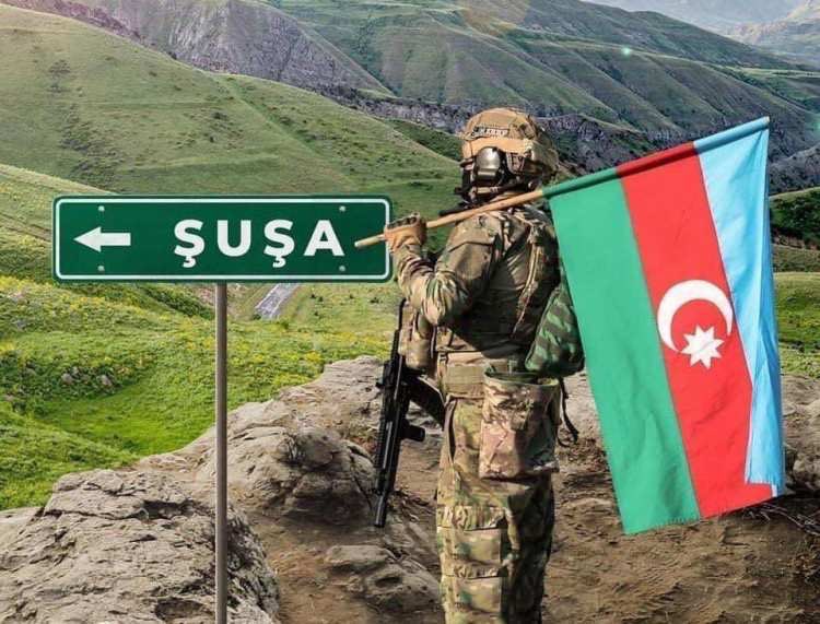 1992'de #Şuşa'ya giren işgalci Ermenistan, operasyonun adını "Dağlarda Düğün Var" koymuştu.

28 yıl sonra Şuşa azad oldu.Hamdolsun.
Bugün #Azerbaycan’da ve Şuşa’da düğün var.

#İkiDevletTekMillet