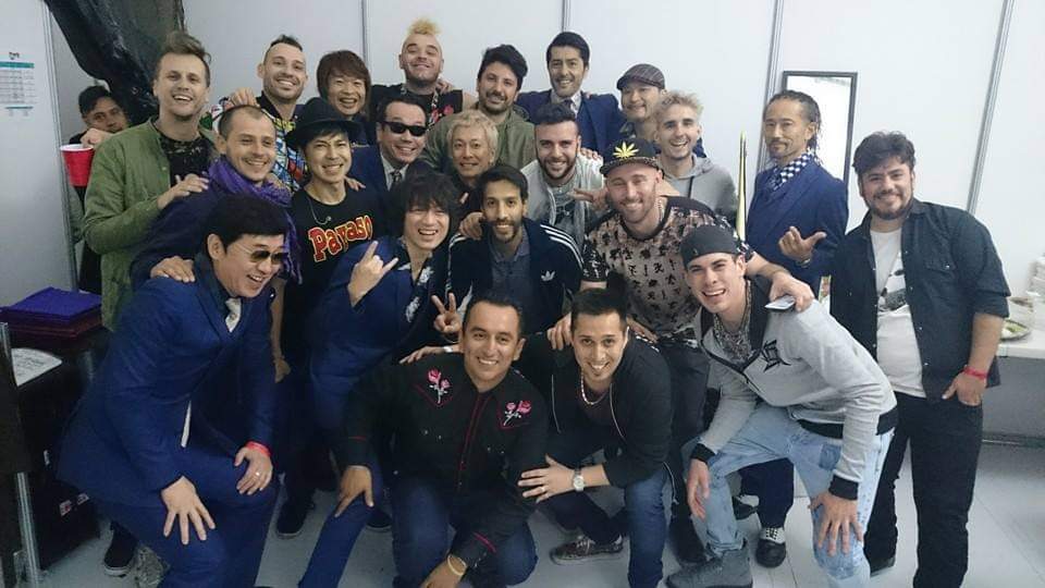 MAURYAMBROSI's tweet photo. Desde Japón la @tokyoskaj y desde Barcelona @lapegatina juntos en el #fusionska Monterrey 🇲🇽 como hoy pero en 2015 https://t.co/w9gjriYmGu