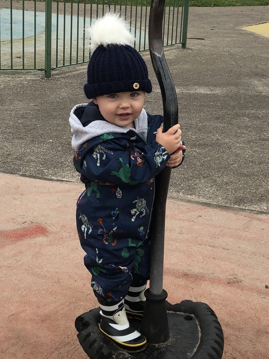 debsjpotter's tweet photo. #sundayjoy #selfcare #autumnleaves #lovemygrandson #nocuddles #watchingisjustwonderful #seethejoy https://t.co/RMKJlbZc5z