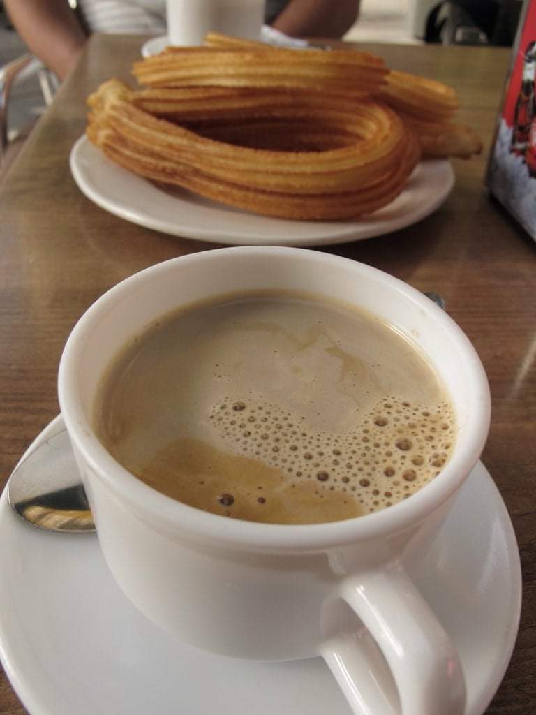 Para empezar el día 🍰☕🥨