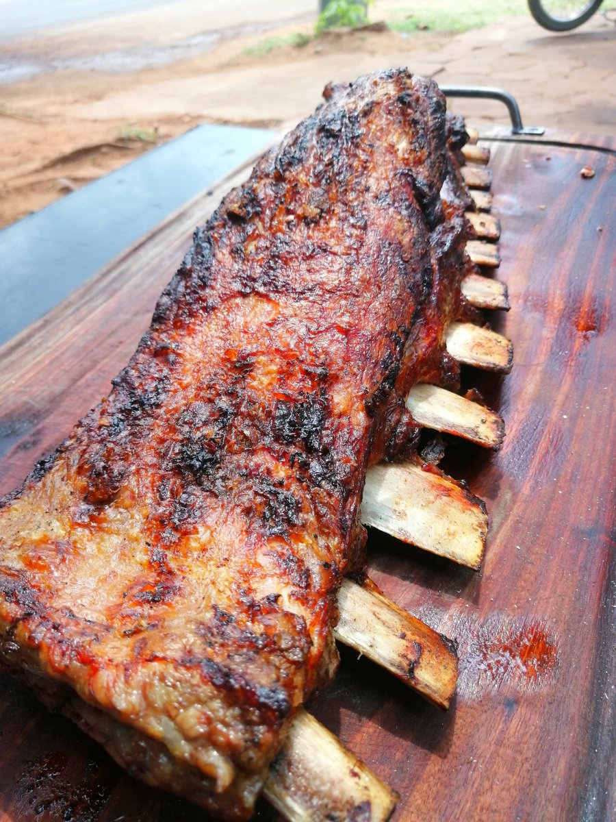 El asado tradicional en #Paraguay es cualquier día, pero el domingo es  Sagrado si o si se come, bendiciones y abrazos buen domingo 🇵🇾🔥💪🏼, image size:900x1200