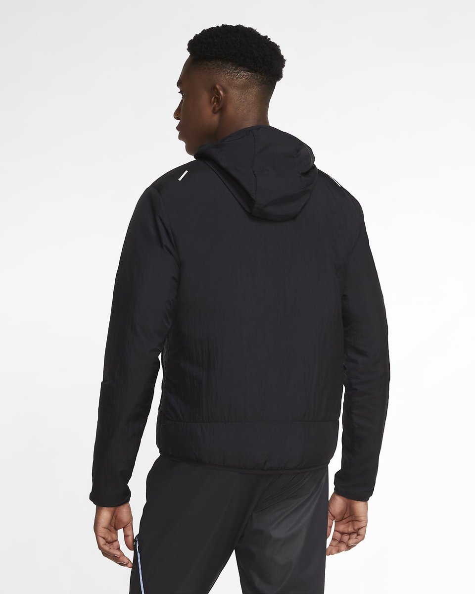 Connect_Clo's tweet photo. Nike AeroLayer Running Jacket ‘Black/Black’ only £67.46 currently with ‘MEMBER25’ at checkout 👀 
A Lightweight design yet breathable and warm 👏🏼
FULL SIZE RUN AVAILABLE 
Style: CU5388-010
https://t.co/6OqUl11EMS
#nike #aerolayer #jacket #running #run #black #sale #sportswear https://t.co/MS4Ywqn3Va