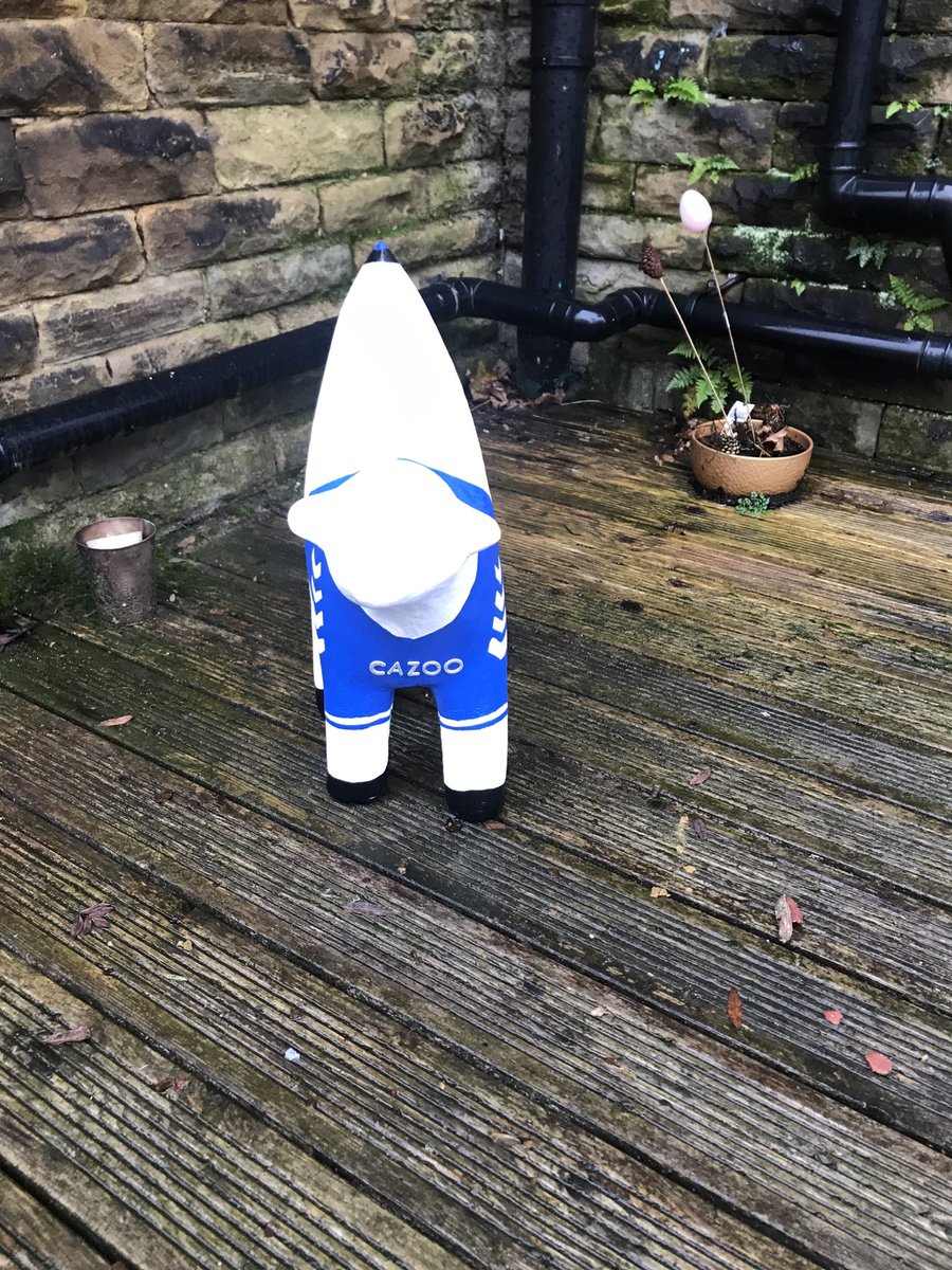 MarieNSNO's tweet photo. Well....#BLUE has finally moved in as from today 💙🙋🏻‍♀️....#singlelockdown not looking half as bad now 😂🤪💙🙋🏻‍♀️🙌 #takecare all xx https://t.co/iJXUVZPl6v