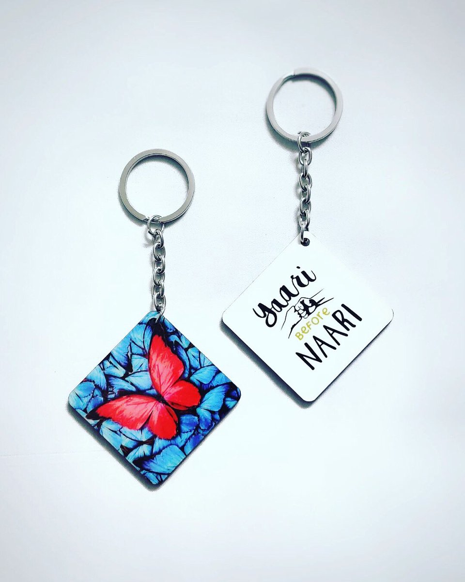 inkmesilly_in's tweet photo. Keychains For Everyone!
Go check our our exciting merchandise at our website https://t.co/mi8T8K6gsv
#inkmesilly #redbutterfly #yaaribeforenaari #butterflies #mousepads #mobilecovers #popbuttons #backcovers #keychains #phonecases #notebooks #india #shipping #onlineshop https://t.co/uakc3FX8Sd