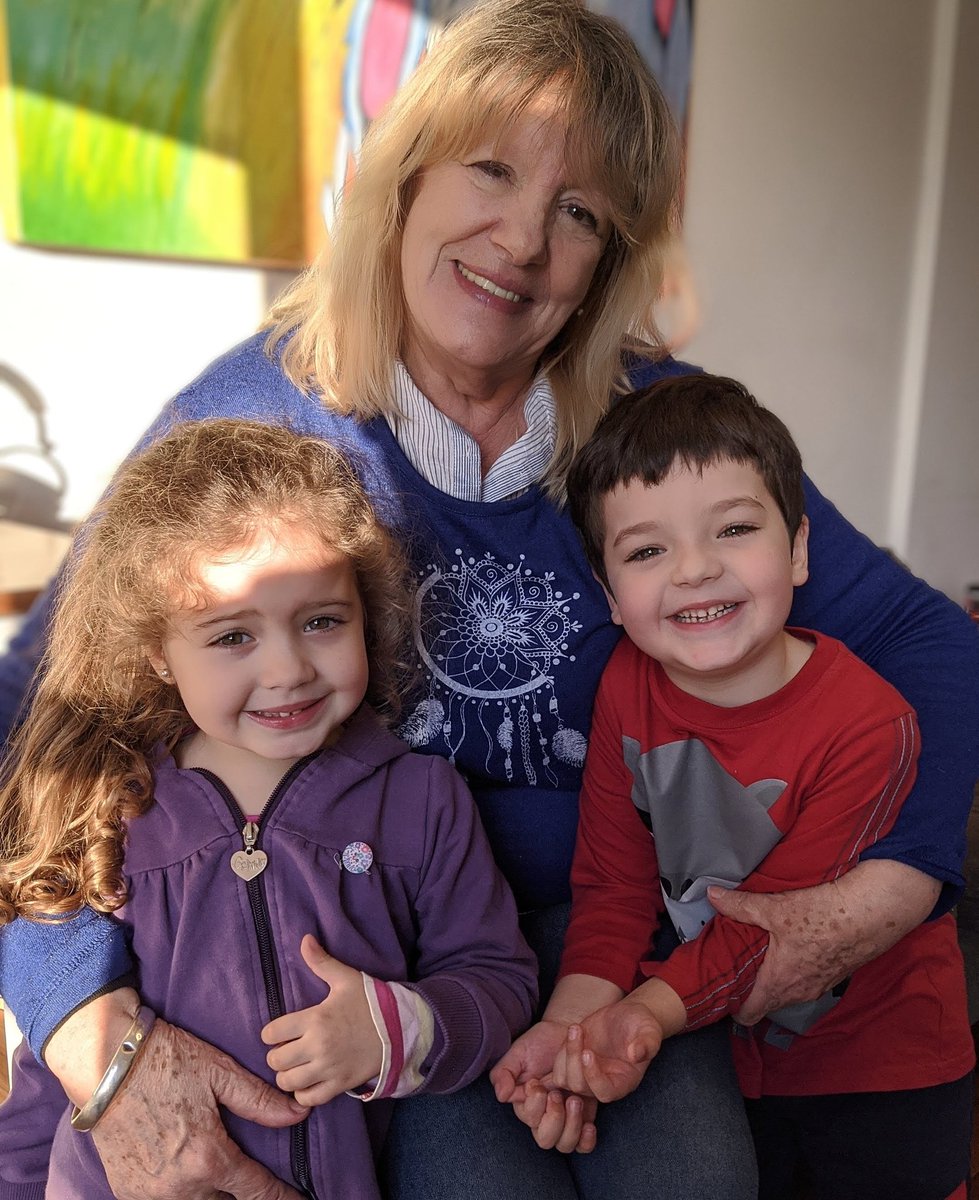 fedrayaelduarte's tweet photo. #LaPeñaEnCasa Feliz día a la iaia Nana, tus juegos, recetas, comidas y amor no tienen comparación!! Feliz día abuel@s!! https://t.co/A7XYe4rJgq