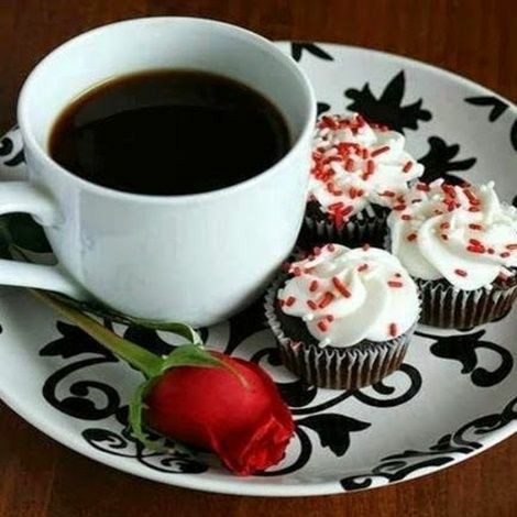 ahinamendez's tweet photo. @night_lluvia Buenos días Liz 🌻🌻 https://t.co/AOhR1U5Rmm