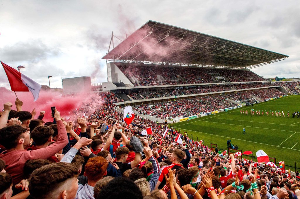 ryansean11's tweet photo. Open the stadiums cork are on for the double 🔴⚪️ #corkvkerry @MichealMartinTD https://t.co/PQMDALobJb