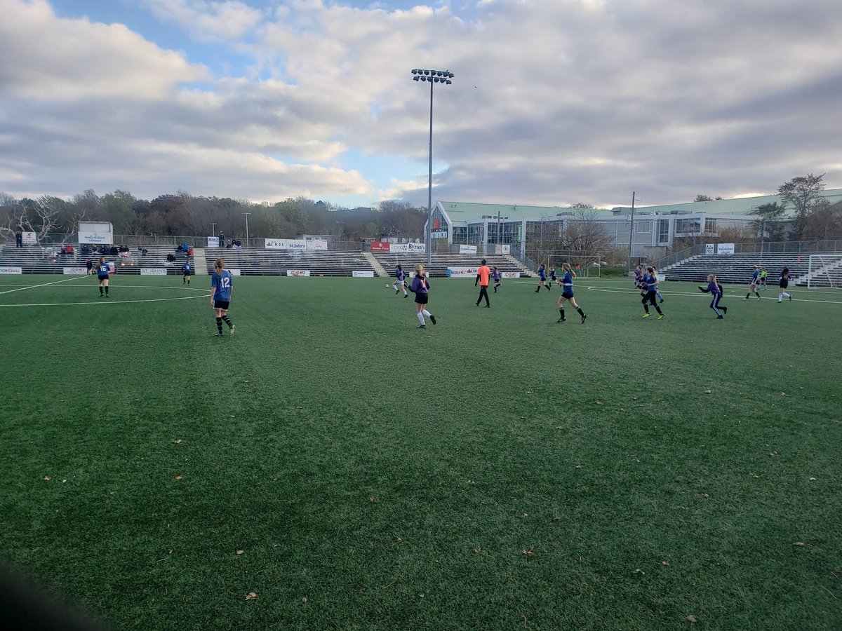 Carolan46976653's tweet photo. @SPJHPythons Girls Senior team had a great first game against Brookside. 0 to 0 tie. Great game played by all https://t.co/N4yzesqPGo