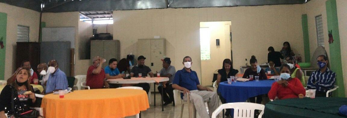 adecuci's tweet photo. Crean el Consejo Ejecutivo de Desarrollo Comunitario en Santiago Oeste, será el responsable lo que se conocía como "Barrio Seguro o Vivir Tranquilo". Trabajará de la mano con el Ministerio de la PN. Se escogió al Lic. Radhames Gómez, Director Ejecutivo y otros para su directiva. https://t.co/uohNLE8ksx
