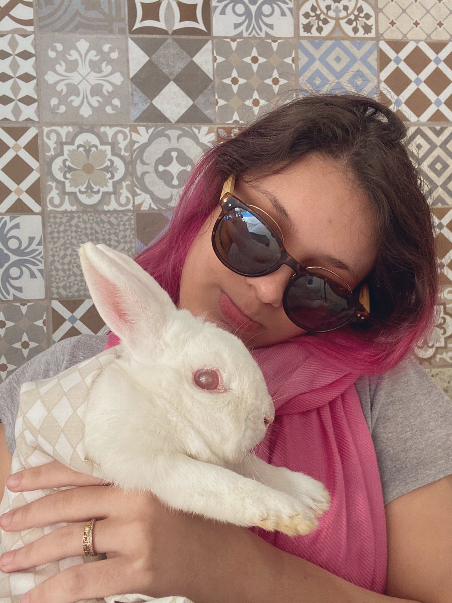 Giuctd's tweet photo. Eu e a minha parceira de crime✨ https://t.co/3qZ5Urcw4g