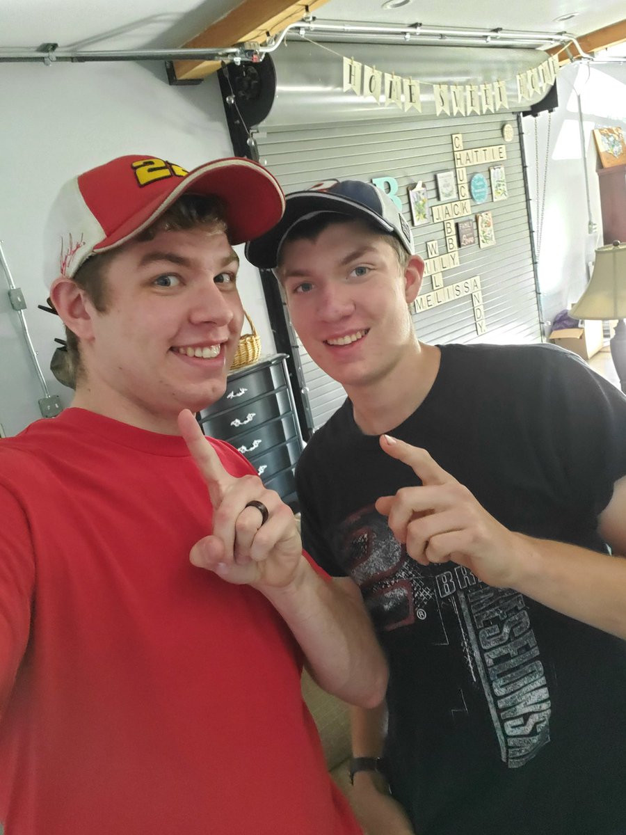 jcbshortfilms's tweet photo. Two brothers going for a second championship! #teampenske #heyrut @Team_Penske @NASCARonNBC @RutledgeWood @NASCAR https://t.co/GczuqOFsu9