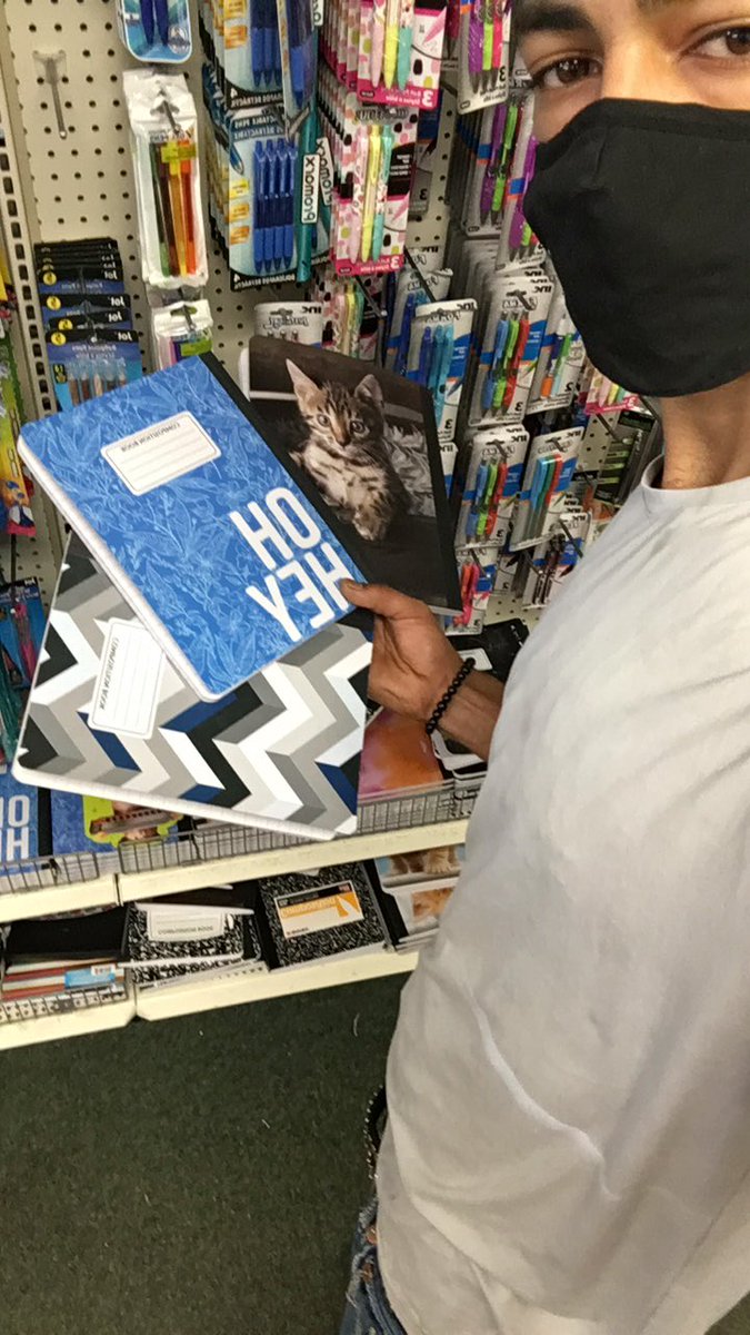 TrueWealthTerry's tweet photo. iNeed a fresh start📓

Which one should iGet?🤷🏽‍♂️ https://t.co/h1PHraMDtF