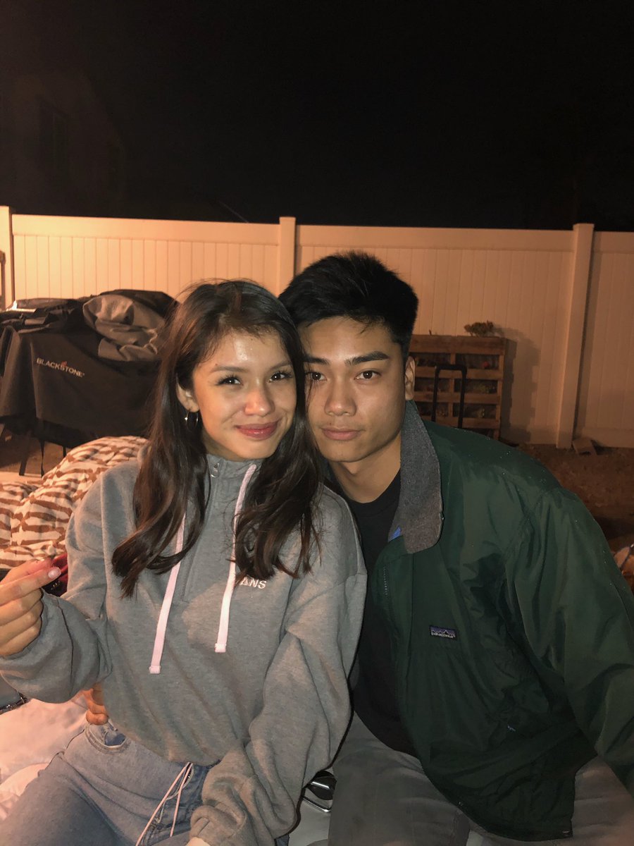 pflo23's tweet photo. ur favorite couple https://t.co/nNYMeOegOe