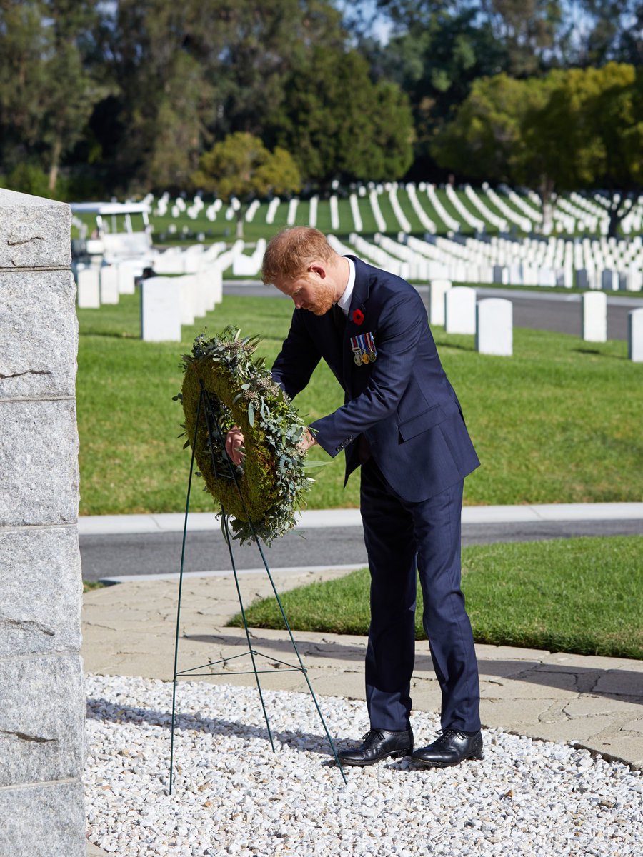 Harry and Meghan laid flowers picked from their garden at the graves of two Commonwealth soldiers - one from the Riyal Australian Airforce and one from the Royals Canadian Artillery. And Harry laid a wreath. He wrote “To all of those who have served, are are serving. Thank you.”