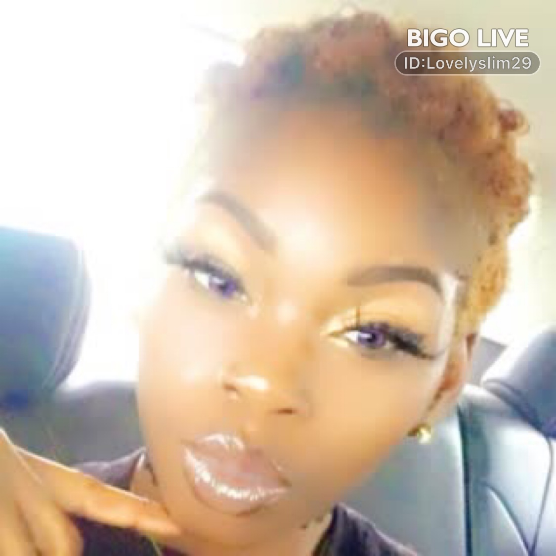 AllenBorum's tweet image. Come and see 🎒Lovelyslim29🎩's LIVE in #BIGOLIVE: #chill Gm loves 🎉🎉   bigo.tv/sid/2522190438…
slink.bigovideo.tv/D8RrDv