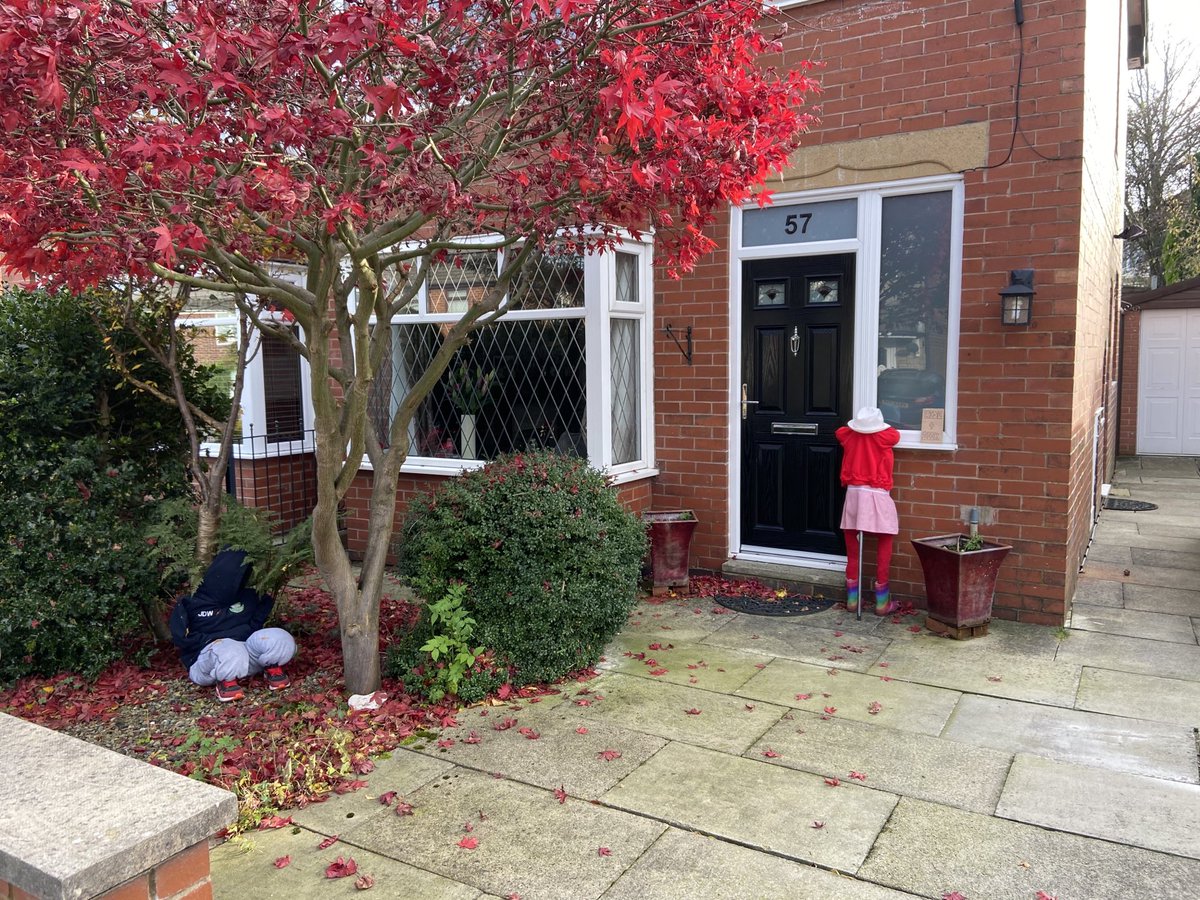 Lowercroft tweet media