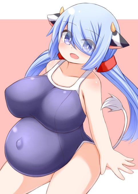 11月8日なので大盛り牛水着。 