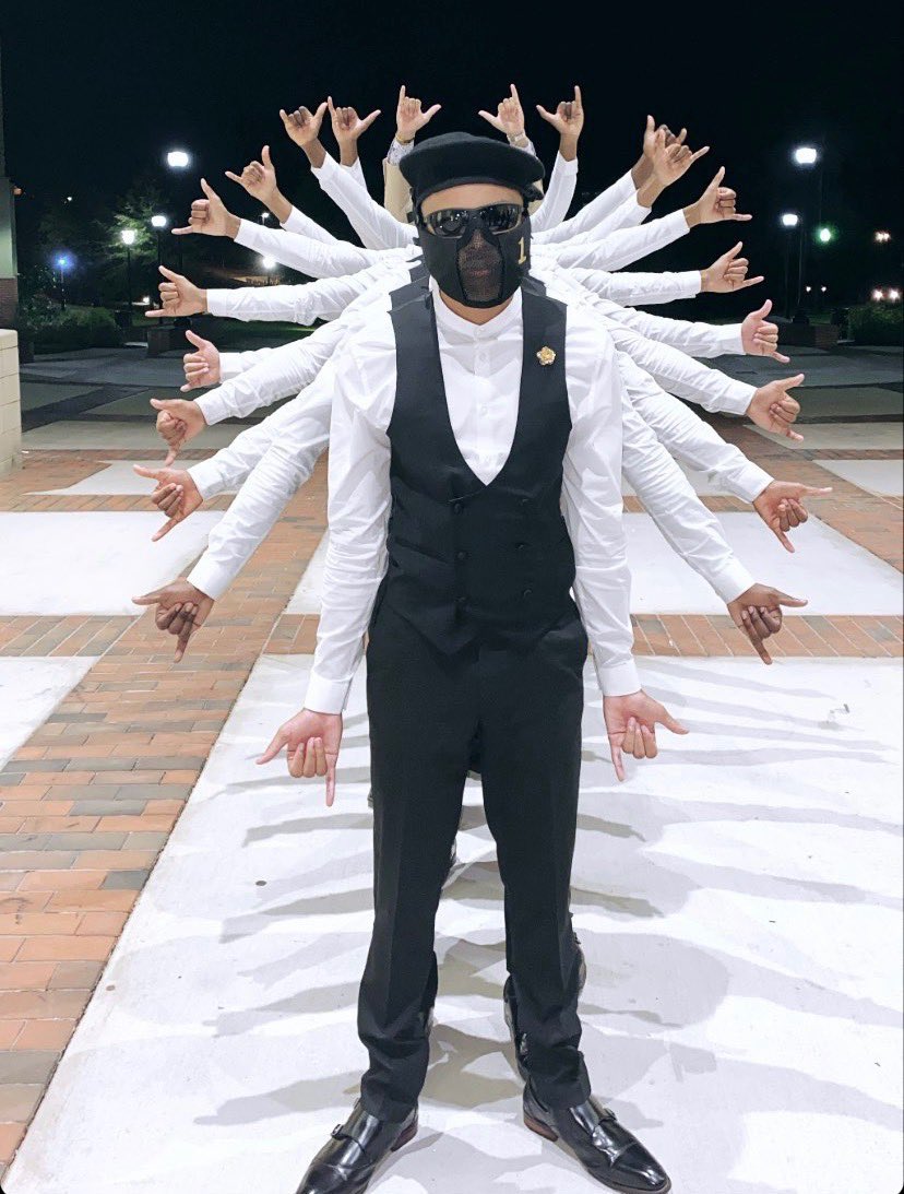 XiBetaAlphas's tweet photo. Congratulations to the new members of Alpha Phi Alpha, Fraternity Inc. The Xi Beta chapter Fall, 20 C.R.1.S.1.S. Y’all go show them some love 💪🏾 https://t.co/4blWb4iWZ2