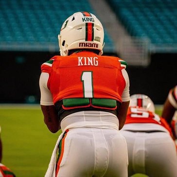Congratulations to SPE Elite National Camp Alumni All American <a href="/DeriqKing_/">King.eth</a> he threw for 430 yards 5 TD with 105 yards rushing. One of the best QBs in college football.