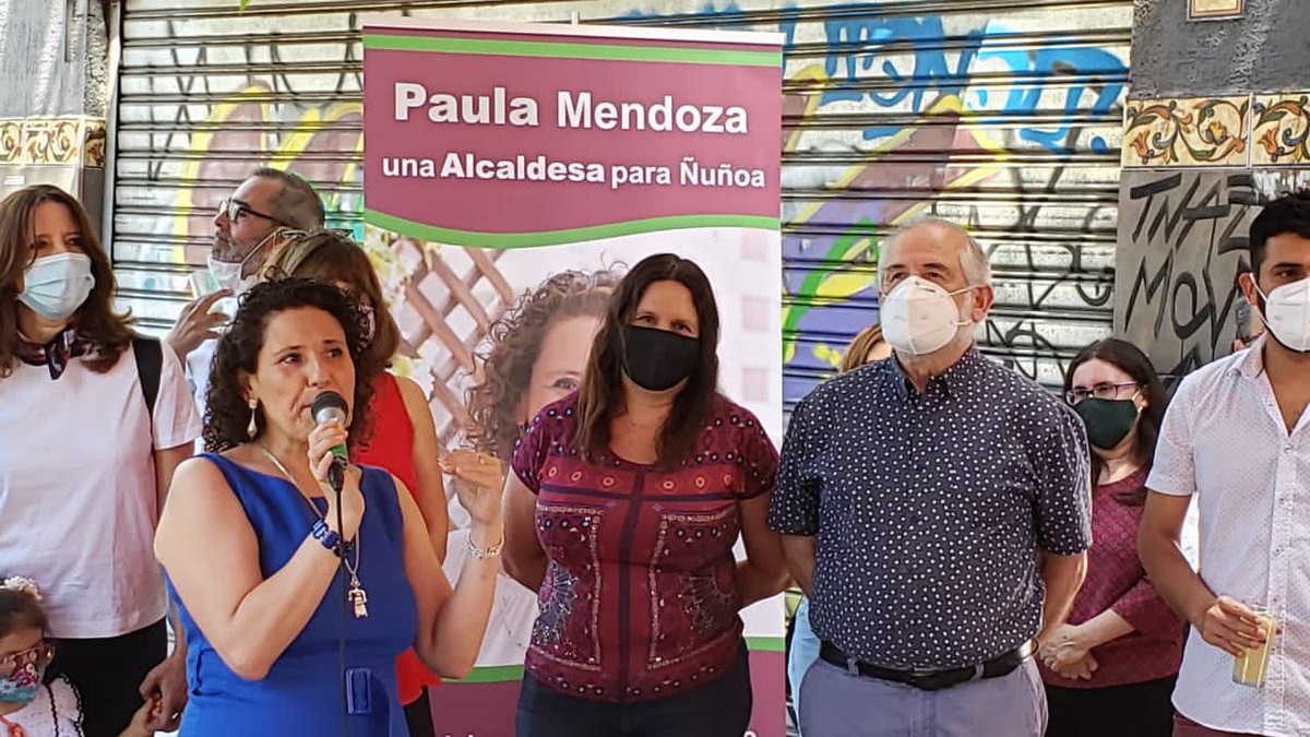 LyaGonzalez1's tweet photo. Una gran alcaldesa para Ñuñoa, compañera @PaulaMendoza muy bien acompañada por @carlosmontestwt @Mayafernandeza y @caranguizs nuestro precandidato en providencia
Es nuestro @PSChile y nuevos rostros. https://t.co/4YyogDyMqy