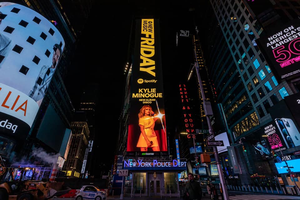 ERDiscos's tweet photo. Superstar #KylieMinogue rockets 91 spots to #1 on the Worldwide #ITunes Album Chart with her brand #STL #ERD #unstoppable #UnstoppableTeam #Unstoppable2020 #NYC #musician #musicproducer #composer #recording  #newalbum #Disco 1️⃣@kylieminogue  https://t.co/KBm7Ly55mS