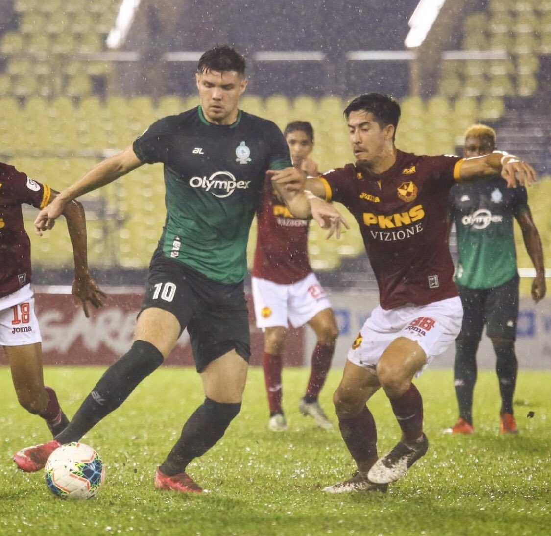 Good win in tough conditions!!! 

Through to the next round ❤️💛

🏆

#ithasBGAN #MalaysiaCup