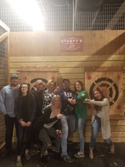 stumpyserie's tweet photo. Weekend vibes at Stumpy’s 🎯!!
Open 2-8pm today. Family day and groups over 4 get a complimentary pizza! 🍕
#sundayfunday #familyday #pizza #BYOB #axethrowing #socialthrowdown https://t.co/3yrQSzEfty