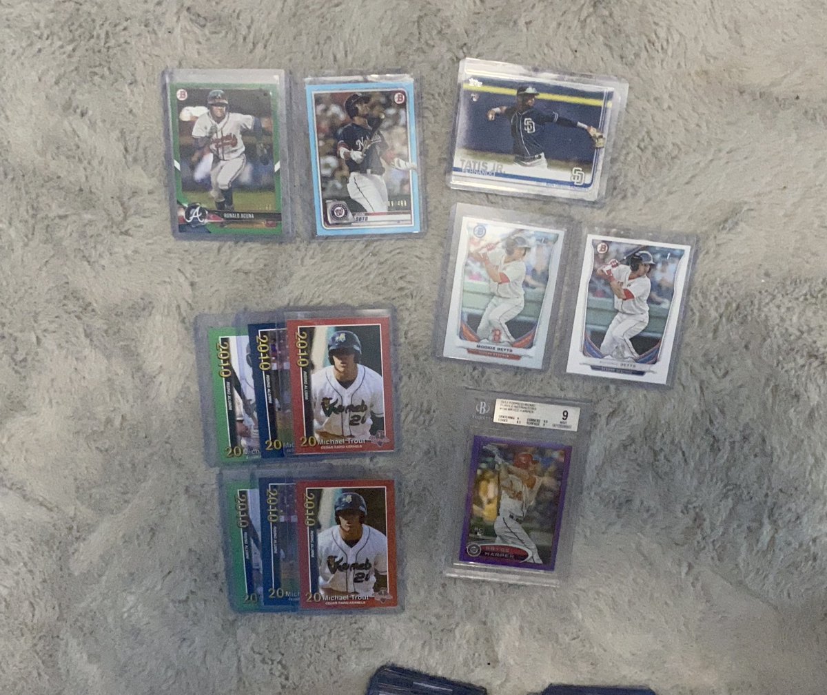 HunterJagodzin2's tweet photo. Here we go this should hopefully clean it all up! The Whole Collection will cost $1,140 shipped to your door, More pics in the thread below! @CardPurchaser @CarolinaCardEx1 @HobbyConnector @Hobby_Connect @Michaellynch_19 @RyansCardss https://t.co/4cUydISMUc