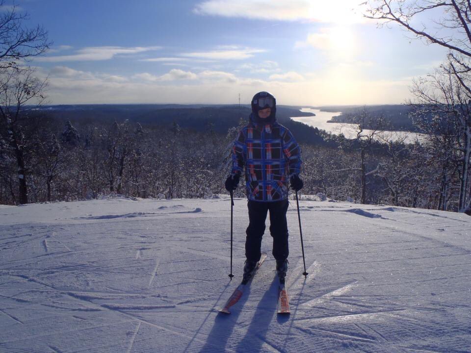 TSnowseeker's tweet photo. Here’s me at @CampFortune back in 2013!! Have you ever visited Camp Fortune?

#TheAbominableSnowseeker #skiing #skier #snowsports #ILoveSkiing #SkiQuebec #CampFortune https://t.co/1P77FAMDYA